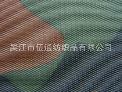 军用迷彩帐篷 迷彩牛津布的应用与吴江市伍通纺织品优势